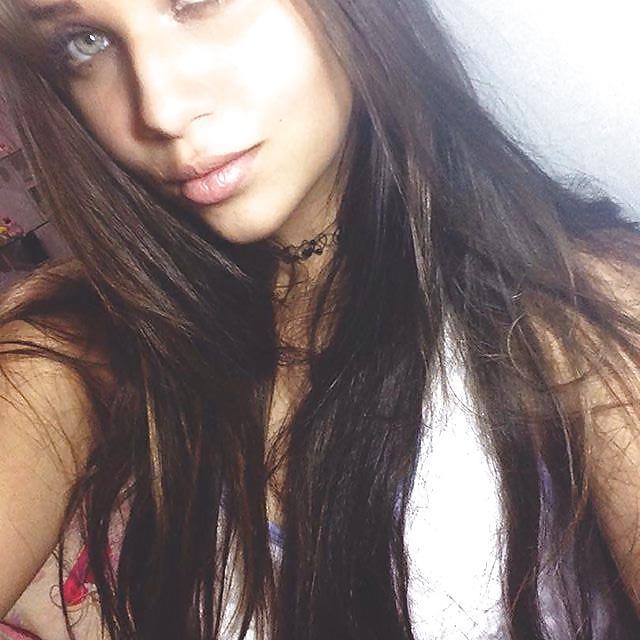KissMyBae uit Noord-Brabant,Nederland